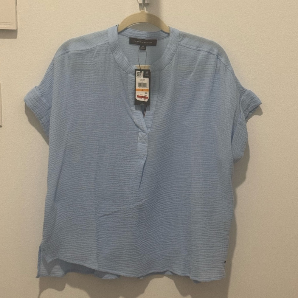 Tommy HIlfiger short sleeve crepe top